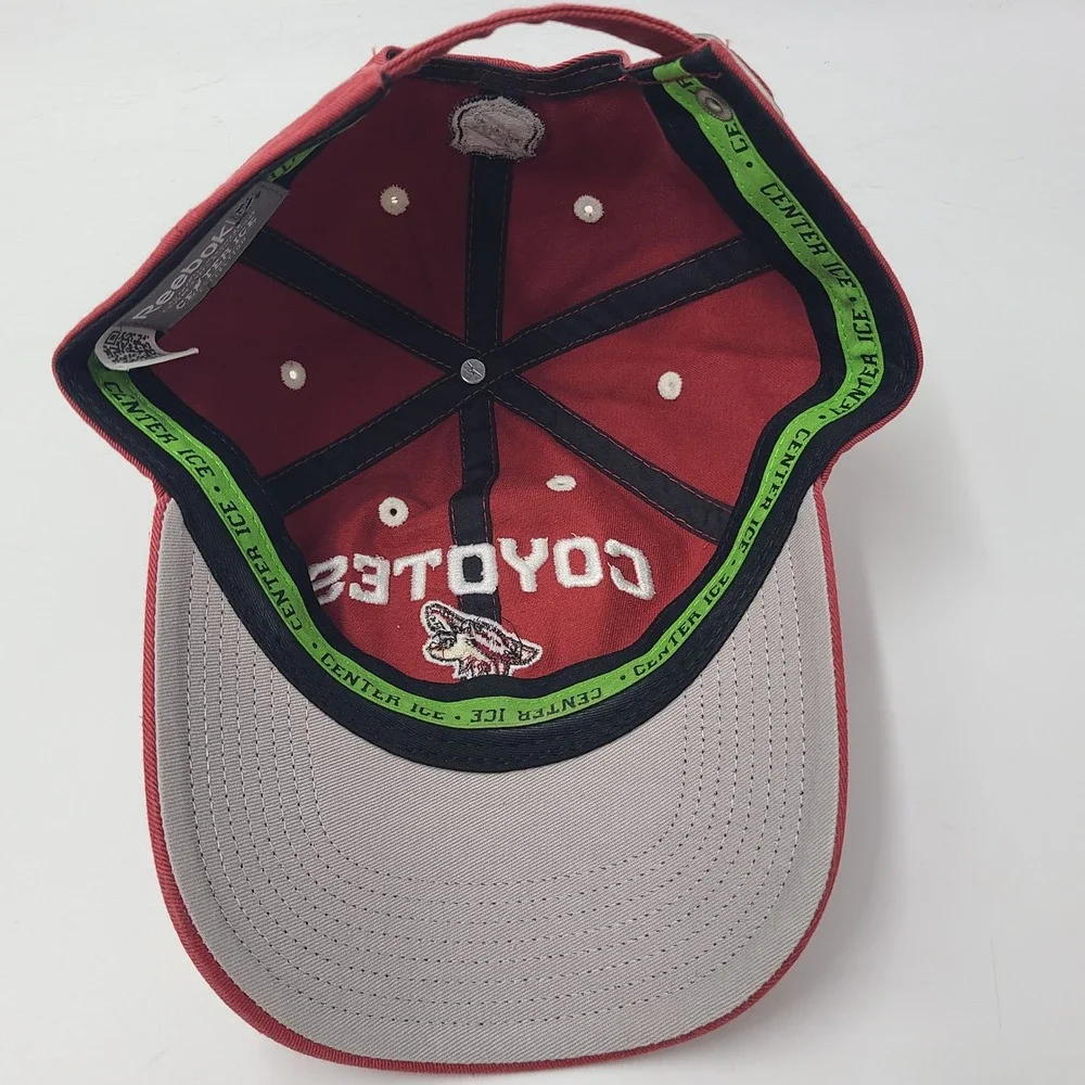 Arizona Coyotes Hat Strapback Reebok Red‎ White NHL Hockey Logo Center Ice Men